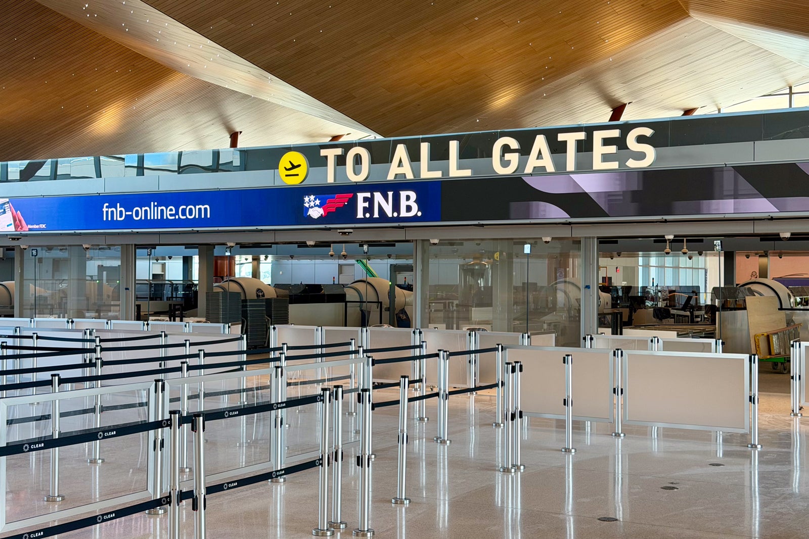 New Pittsburgh International Airport (PIT) terminal interior gates