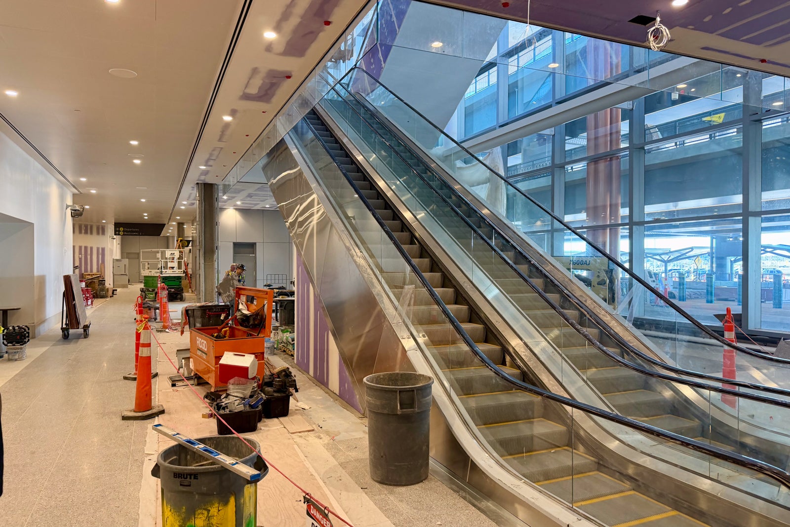 escalator