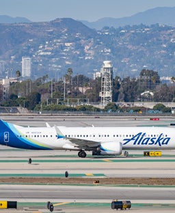 Alaska Airlines adds 7 new routes, fortifies its turf in the Pacific Northwest and Alaska