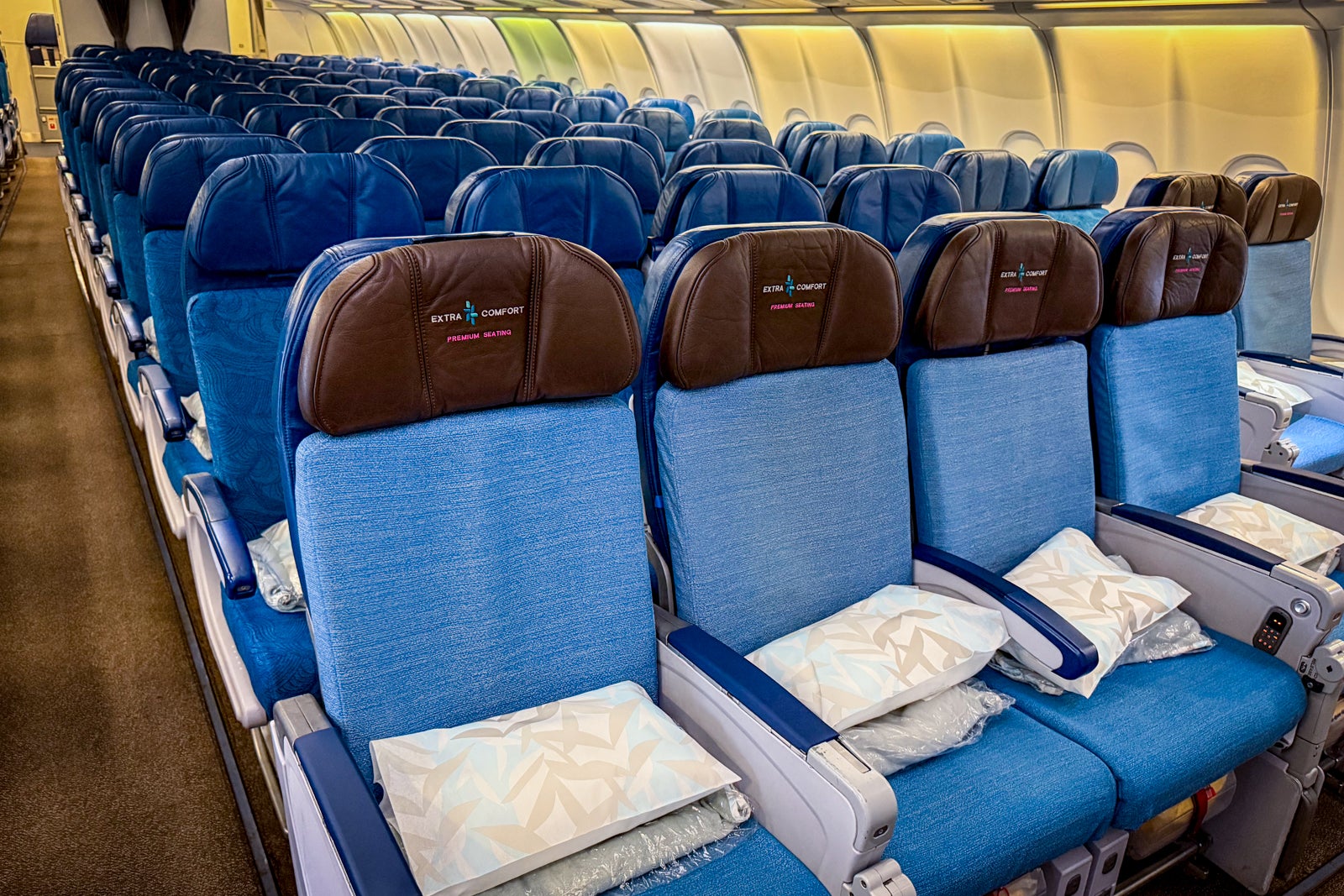 hawaiian airlines plane