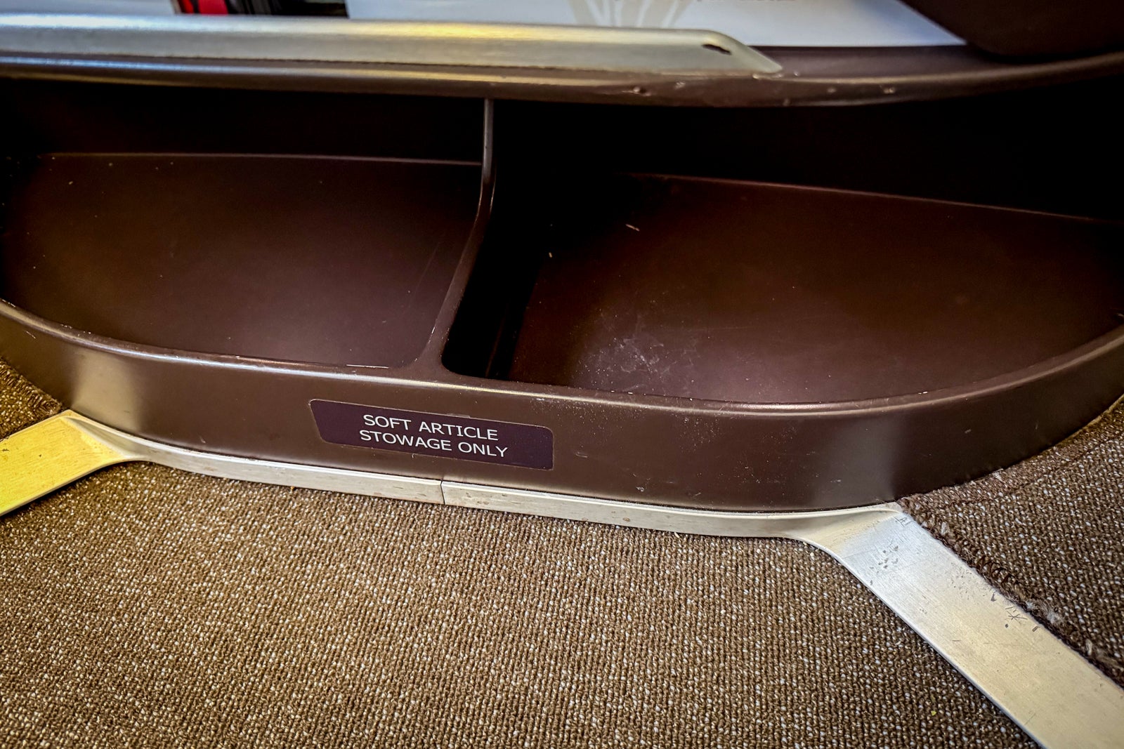 hawaiian airlines plane seat