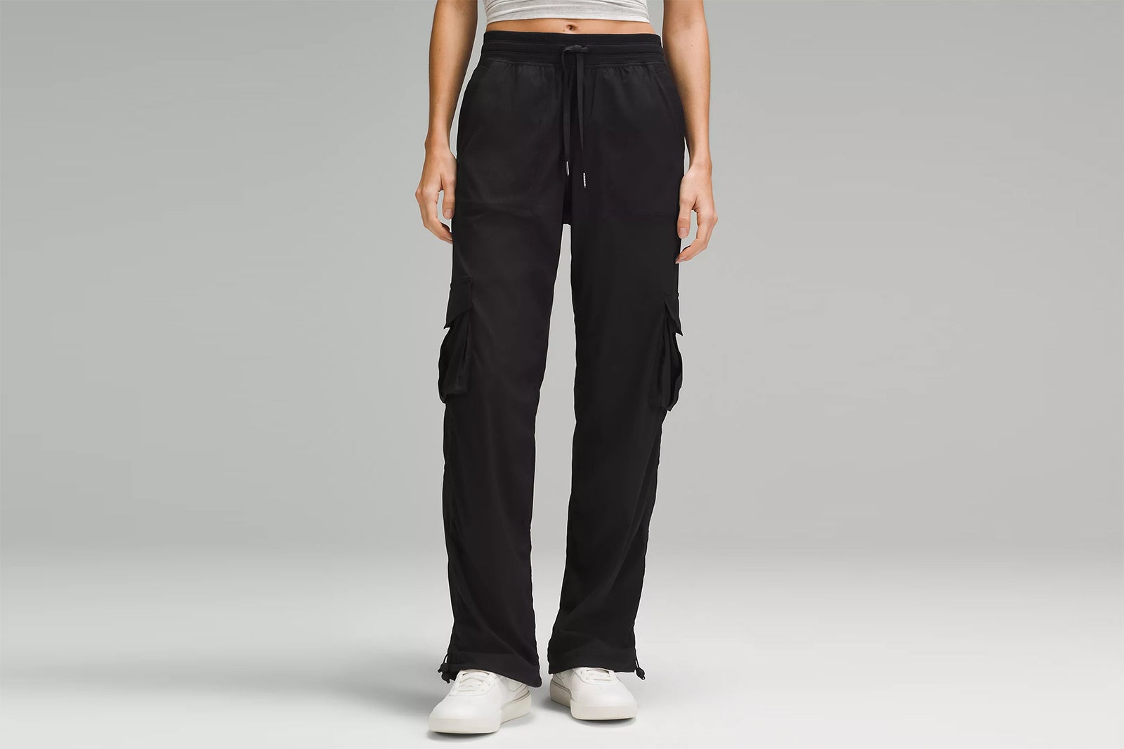 Dance Studio Relaxed-Fit Mid-Rise Cargo Pant