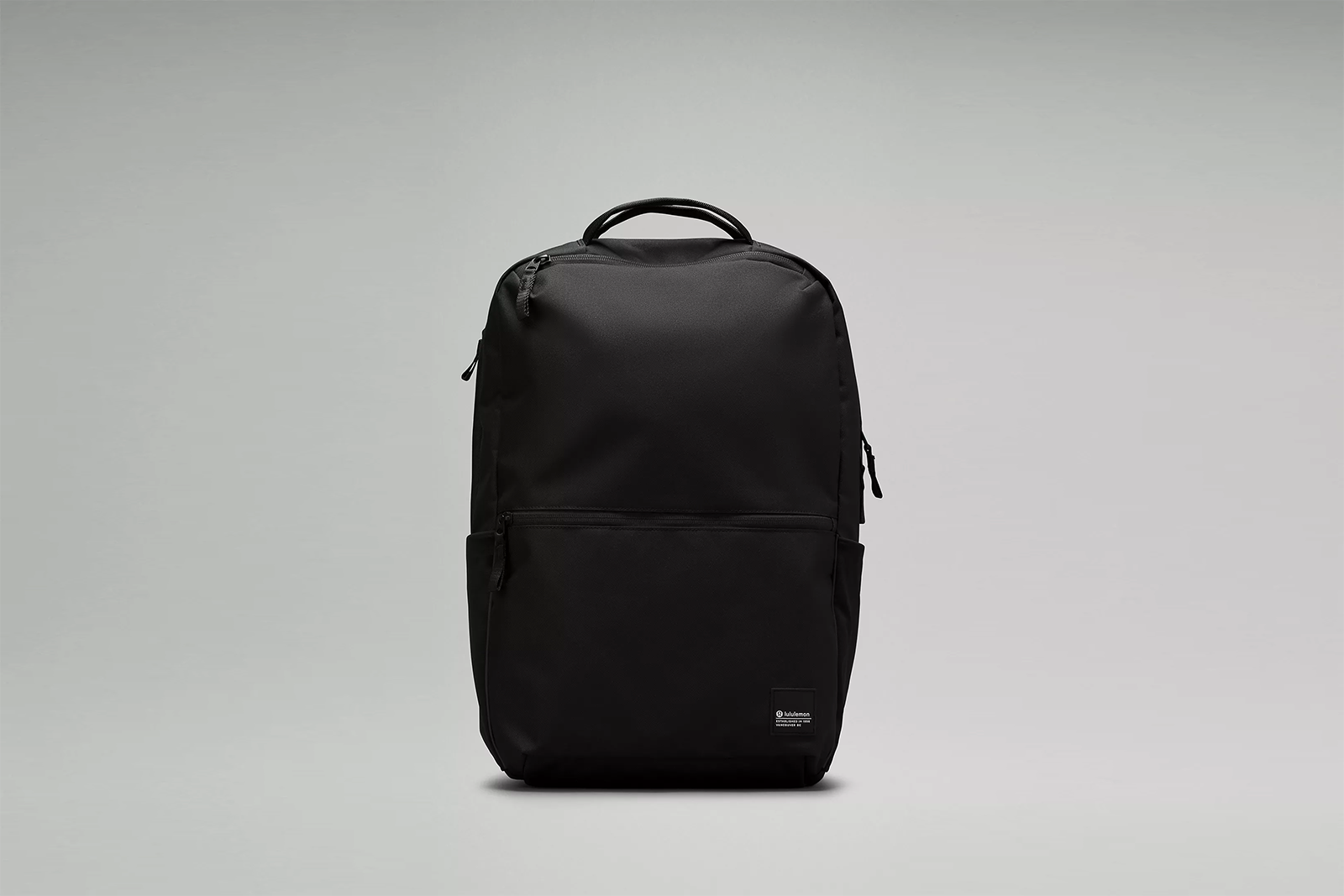 Double-zip backpack 22L