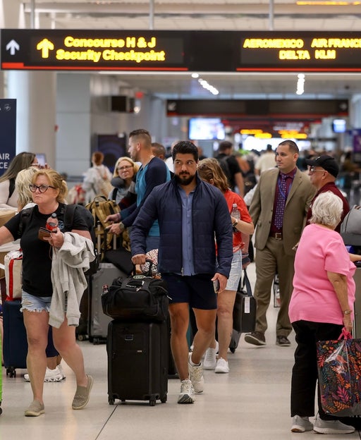 Government reopens: Can air travel recover in time for Thanksgiving?