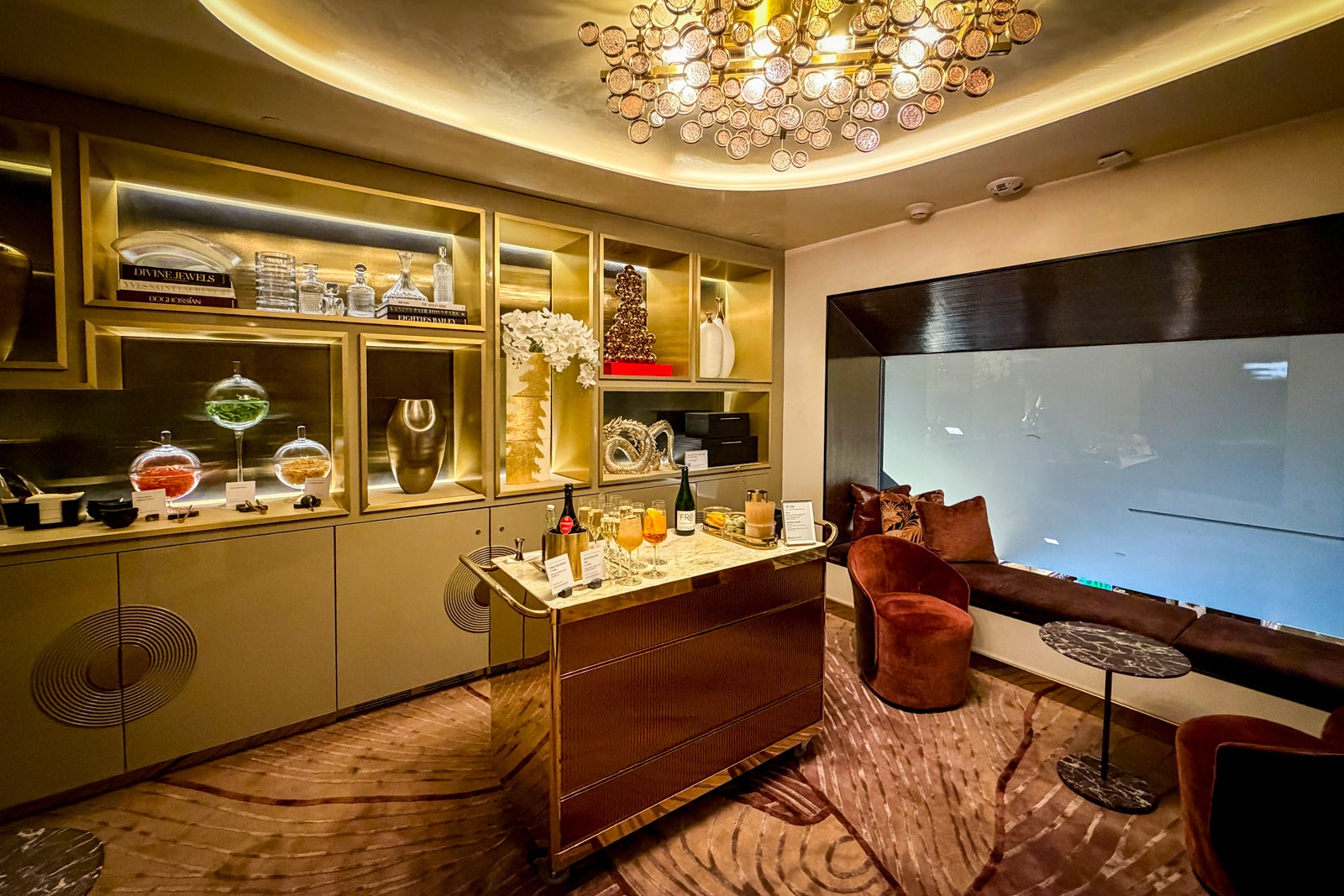 First look inside Chase's new Sapphire Lounge in Las Vegas — complete with a Champagne parlor