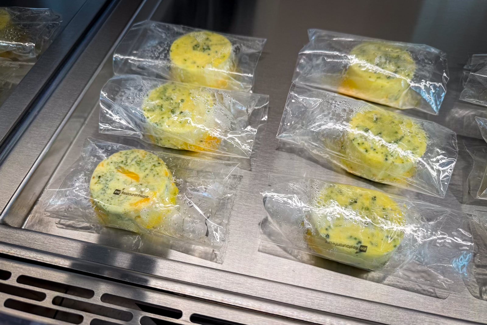 JetBlue BlueHouse food