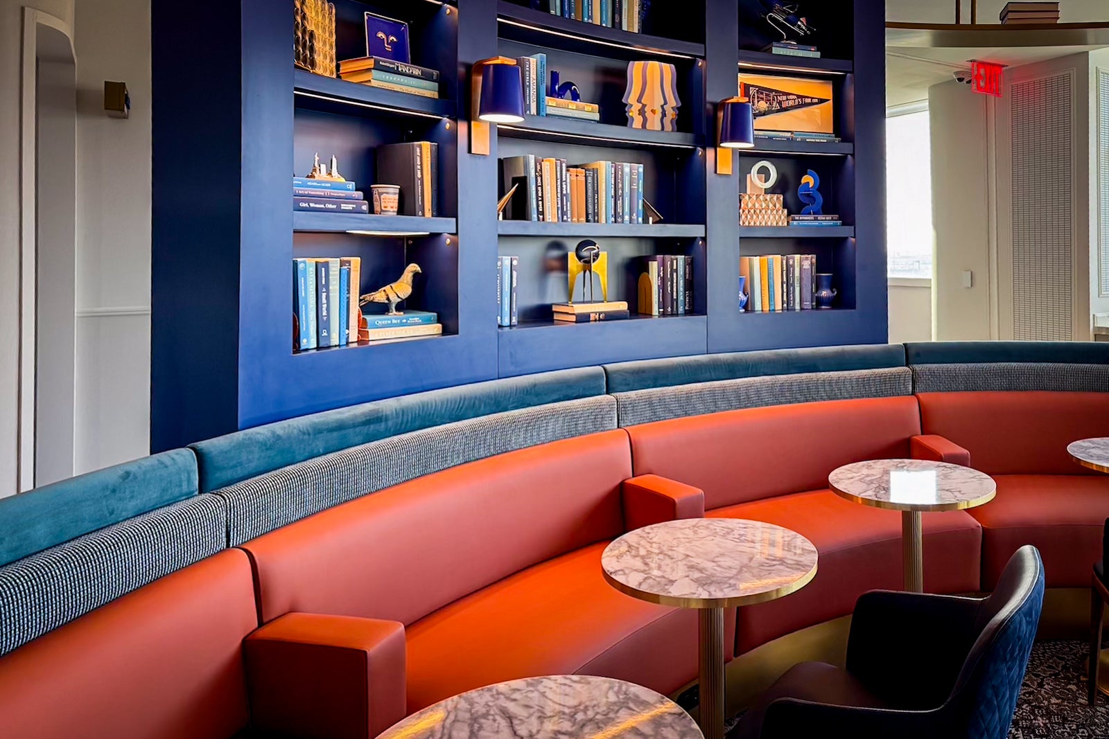 JetBlue BlueHouse room