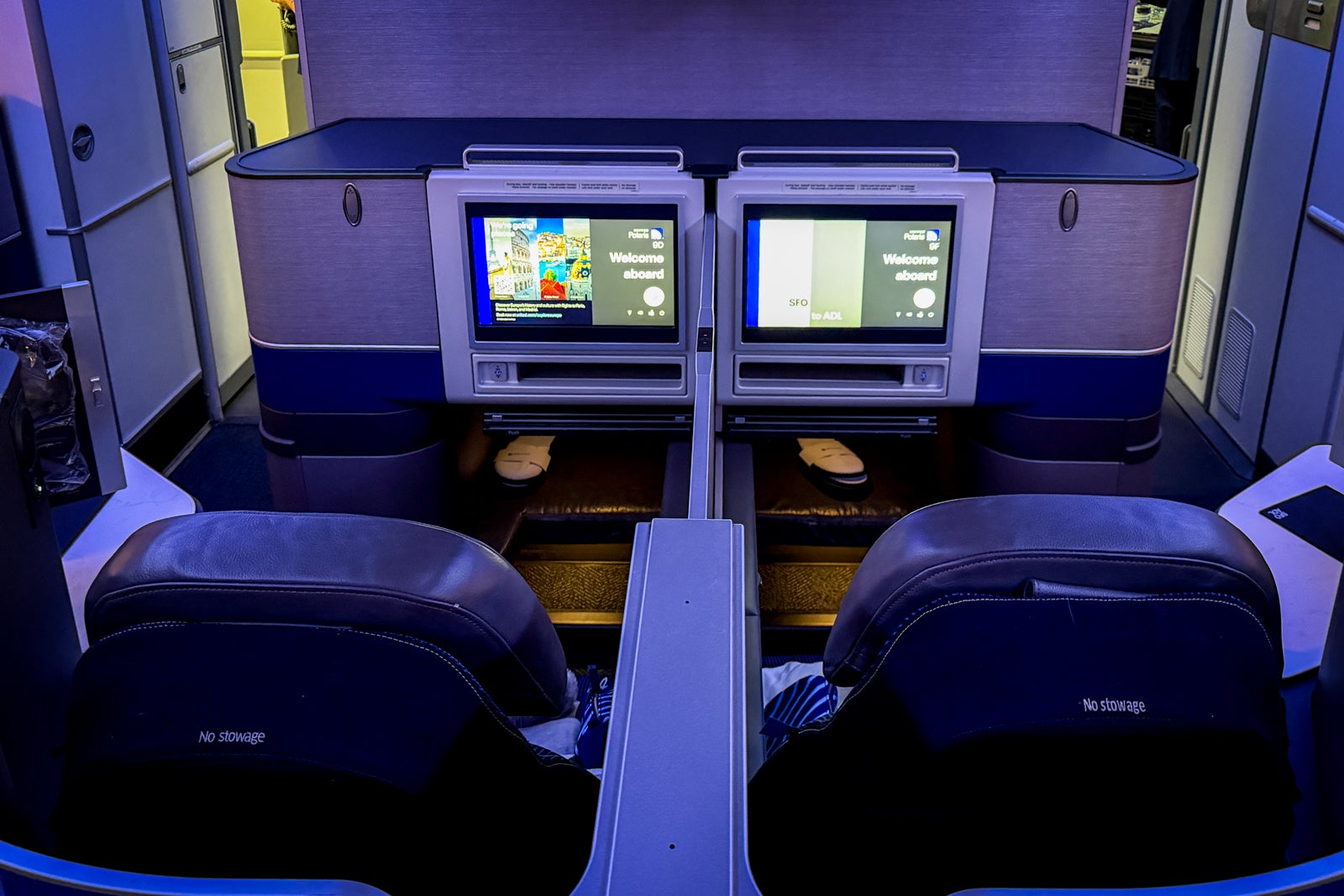 Polaris honeymoon seats on United Boeing 787-900