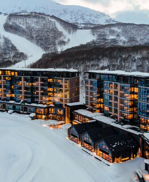8 unforgettable winter-only dining experiences at hotels around the world