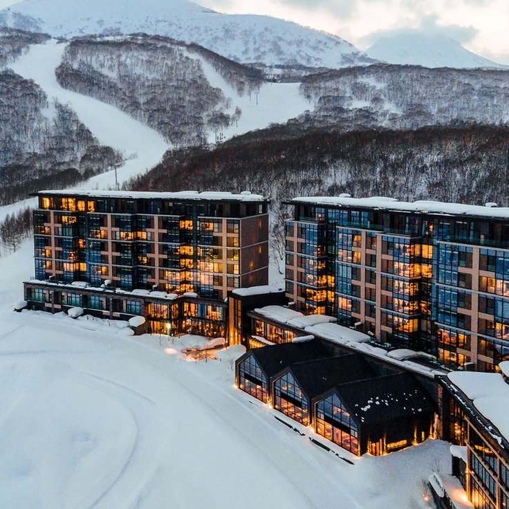 8 unforgettable winter-only dining experiences at hotels around the world