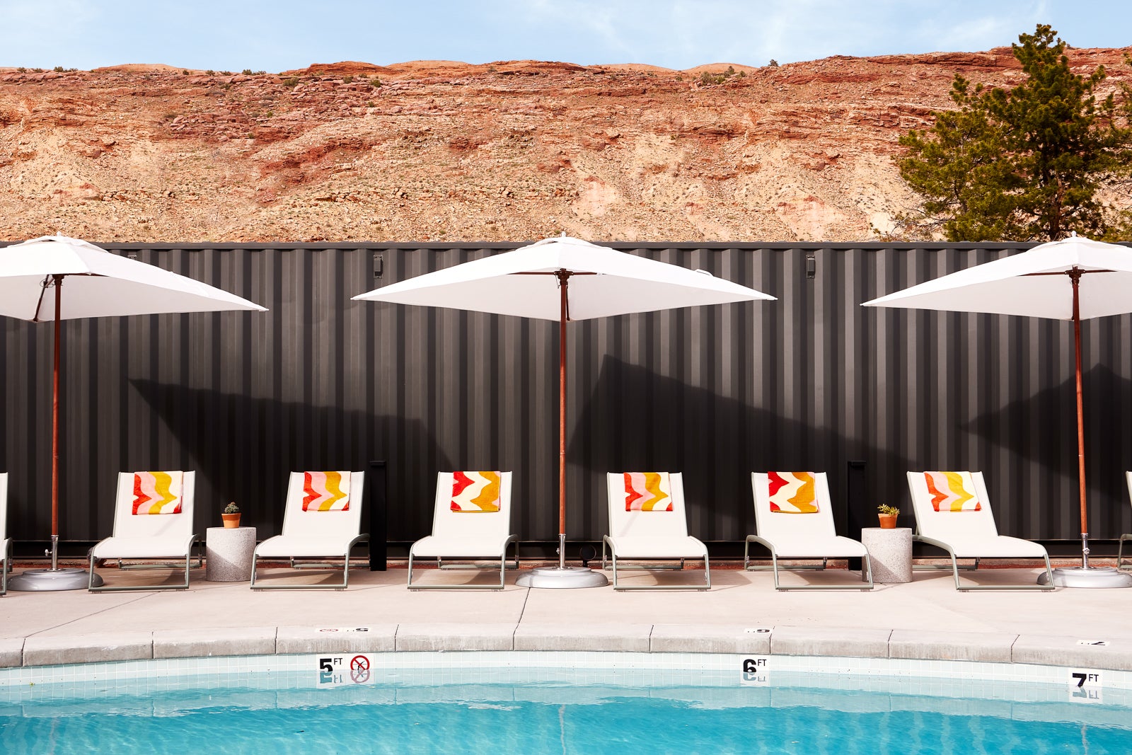 Moab's NEW Hotel is a POINTS STEAL—Book NOW!