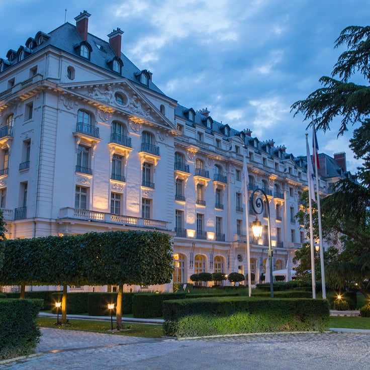 How the Hilton Aspire saved me almost $1,000 on a stay at the Waldorf Astoria Versailles