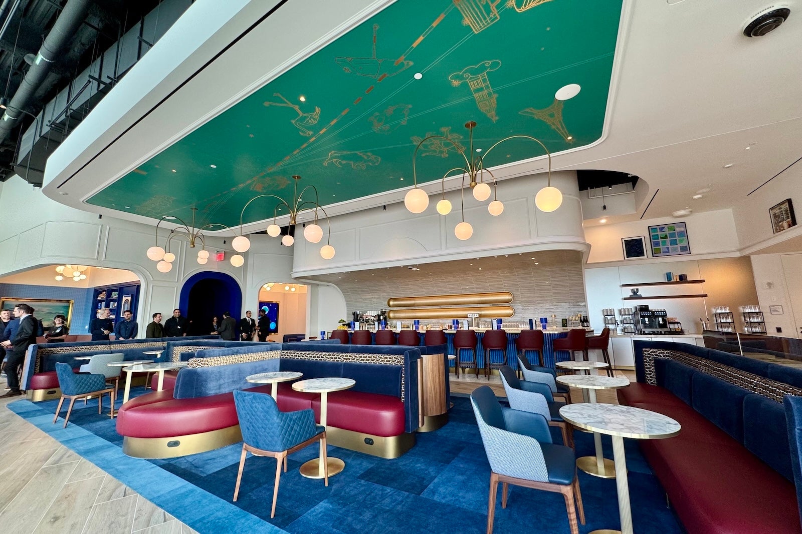 JetBlue BlueHouse room