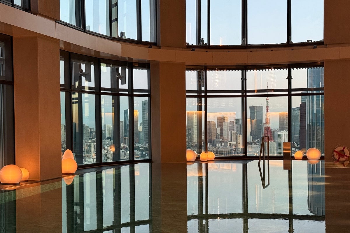 JW Marriott Tokyo pool