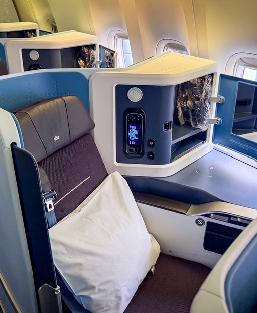 9 flight award booking hacks every traveler should know