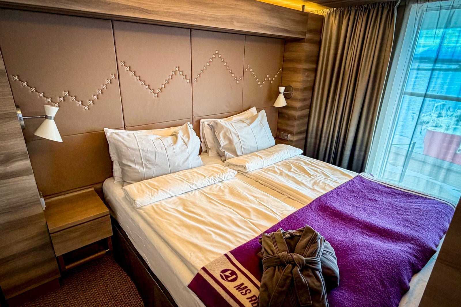 A bedroom area in a Roald Amundsen suite.