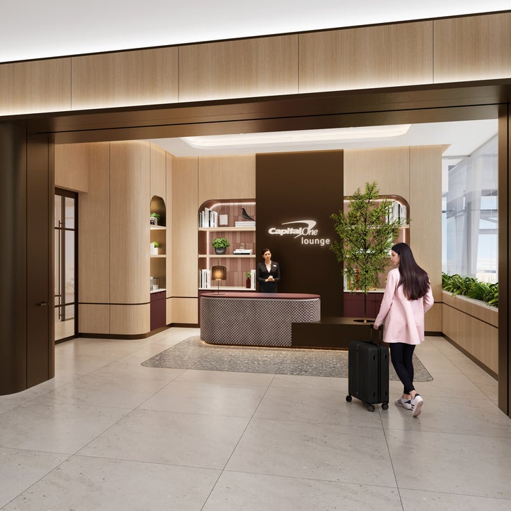 Capital One announces a new airport lounge opening at CLT — what to know