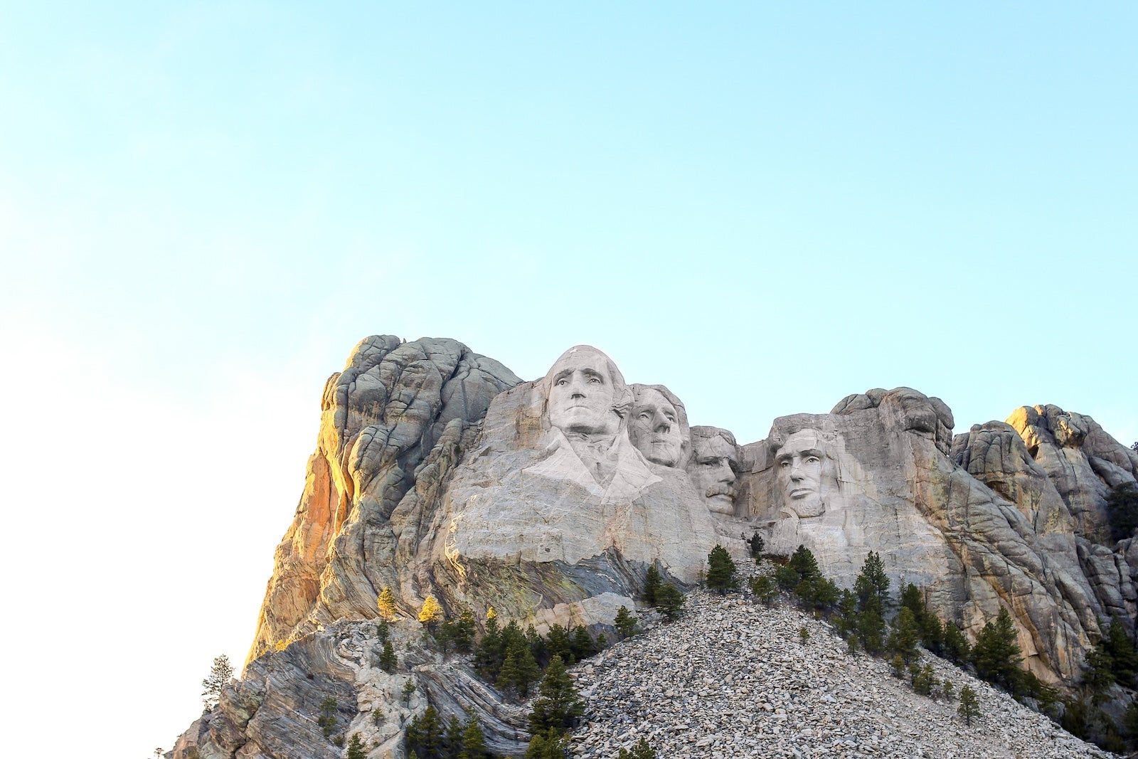 HYATT HACK: $241 GONE – Mount Rushmore Trip UNLOCKED!