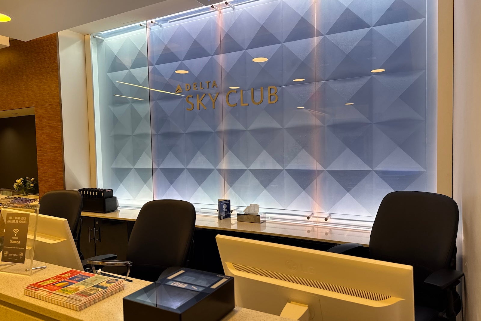Delta Sky Club PHL
