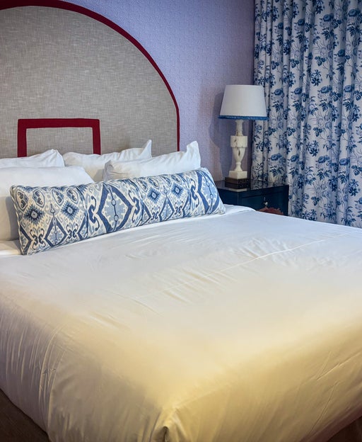 Bedroom at the Graduate by Hilton Chapel Hill