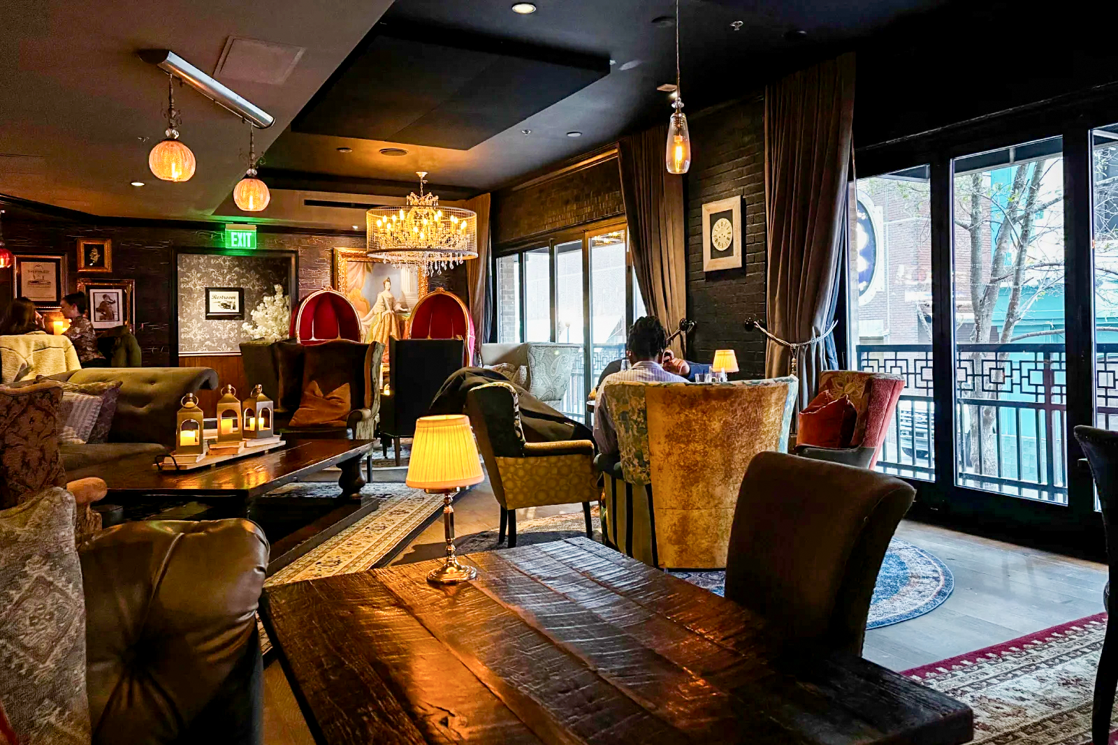 interior of Sophia's Lounge at Ivey's Hotel in Charlotte