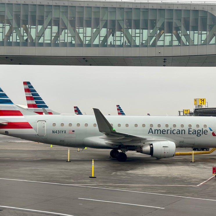 6 reasons to get the Citi / AAdvantage Globe Mastercard