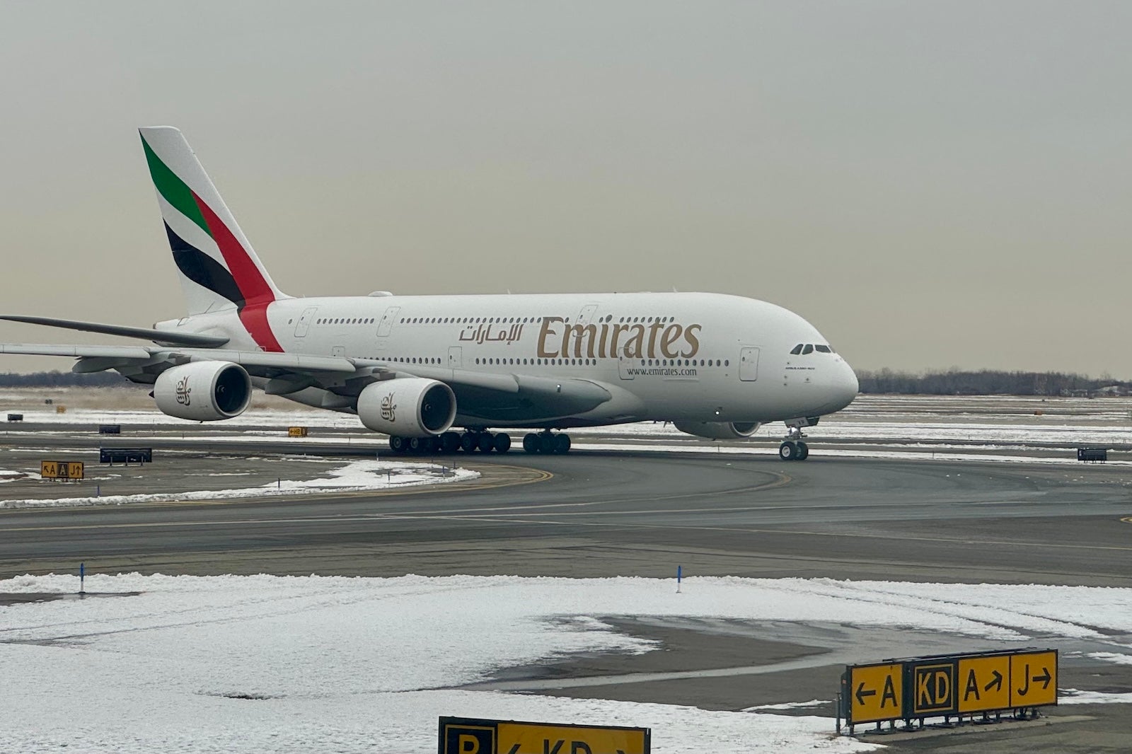 New Emirates Economy Seat Design Aims to Enhance Passenger Comfort