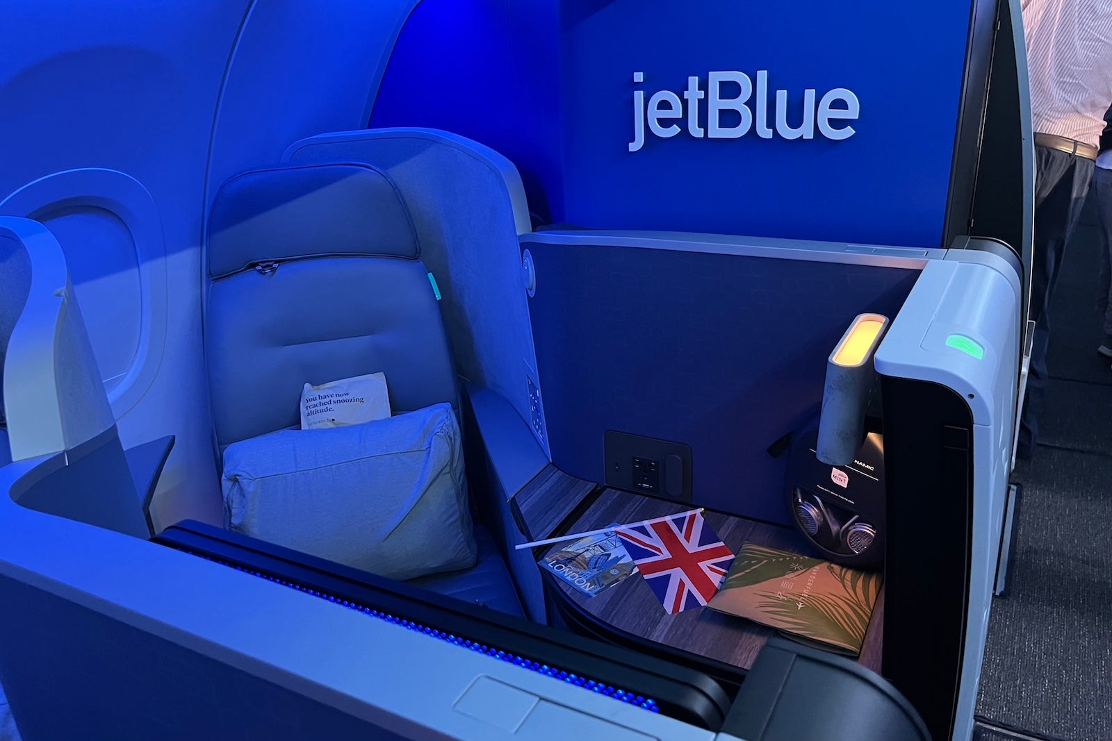 jetblue mint suite