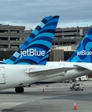 JetBlue hikes bag fees by at least $4. Will rivals follow?