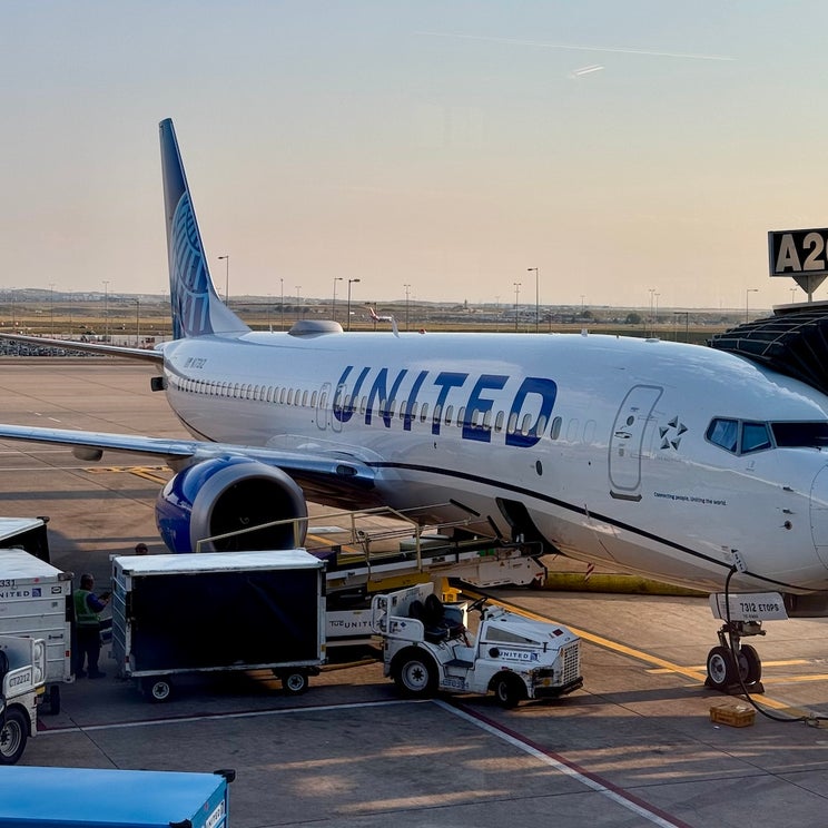 Unlock up to $1,485 in travel value with one of these United card bonuses