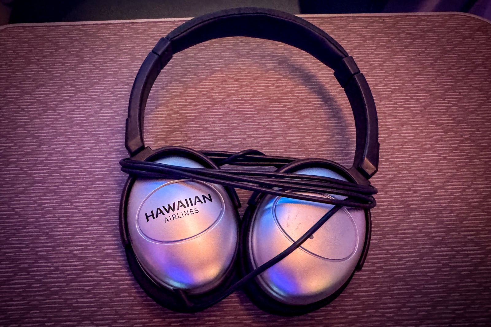 hawaiian airlines IFE screen