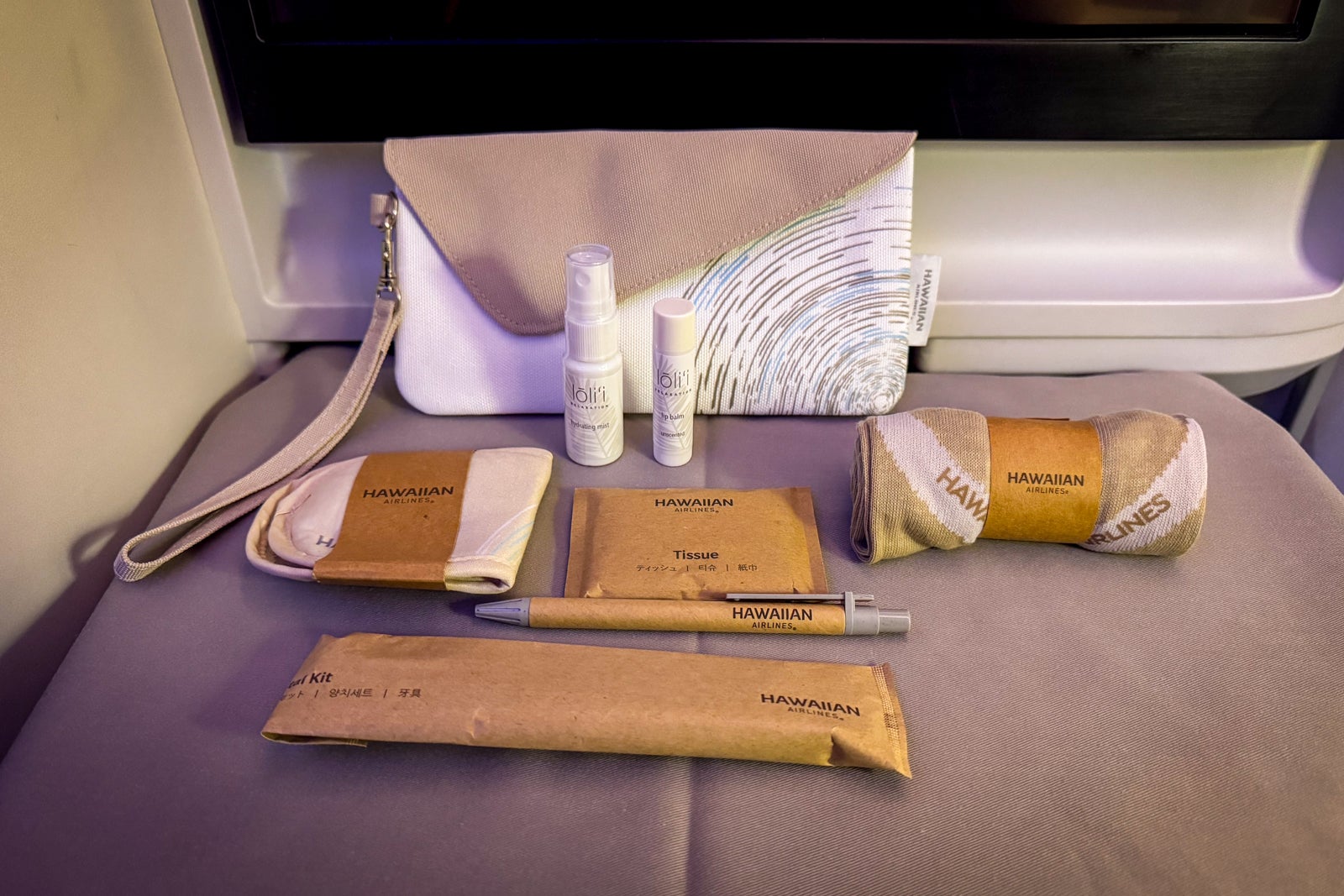 hawaiian airlines amenity