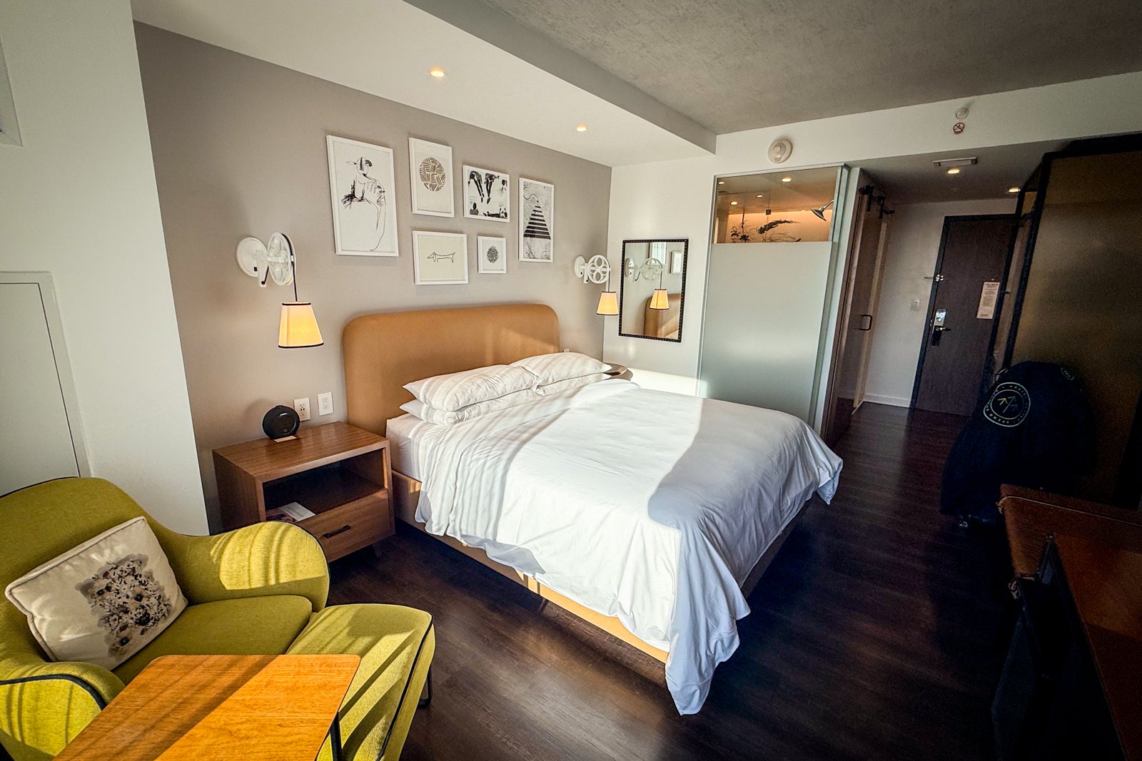 Atlanta Hartsfield Jackson Airport Hotels- Renaissance, Marriott