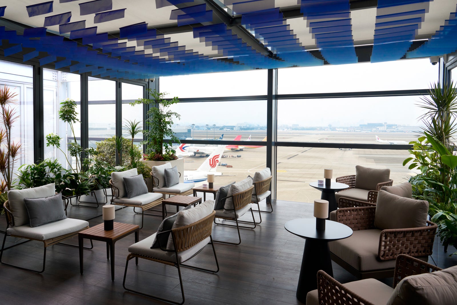 American Express lands in China with first airport lounge opening