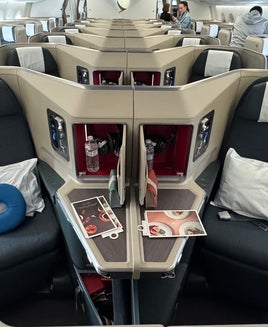 Cathay Pacific makes grand return to Seattle as it rebuilds US network