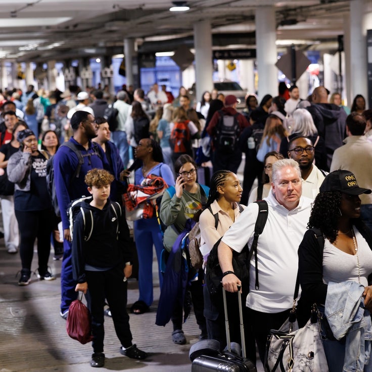 3-hour security queues? Closed airports? What to know about TSA and the shutdown