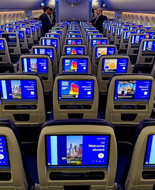 Cool things for the rest of us: 6 innovations United Airlines is bringing to its coach cabins