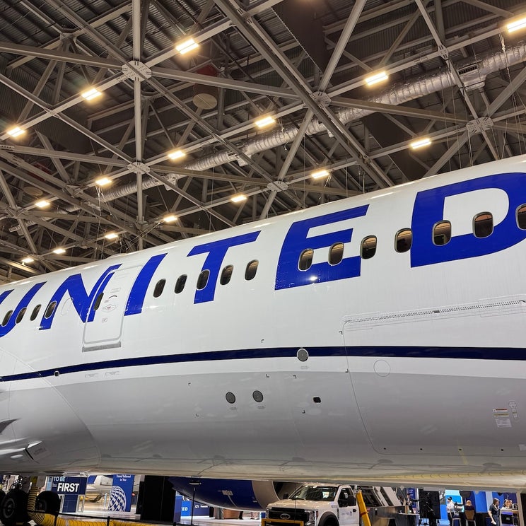 United Airlines is raising bag fees by $10 beginning Friday