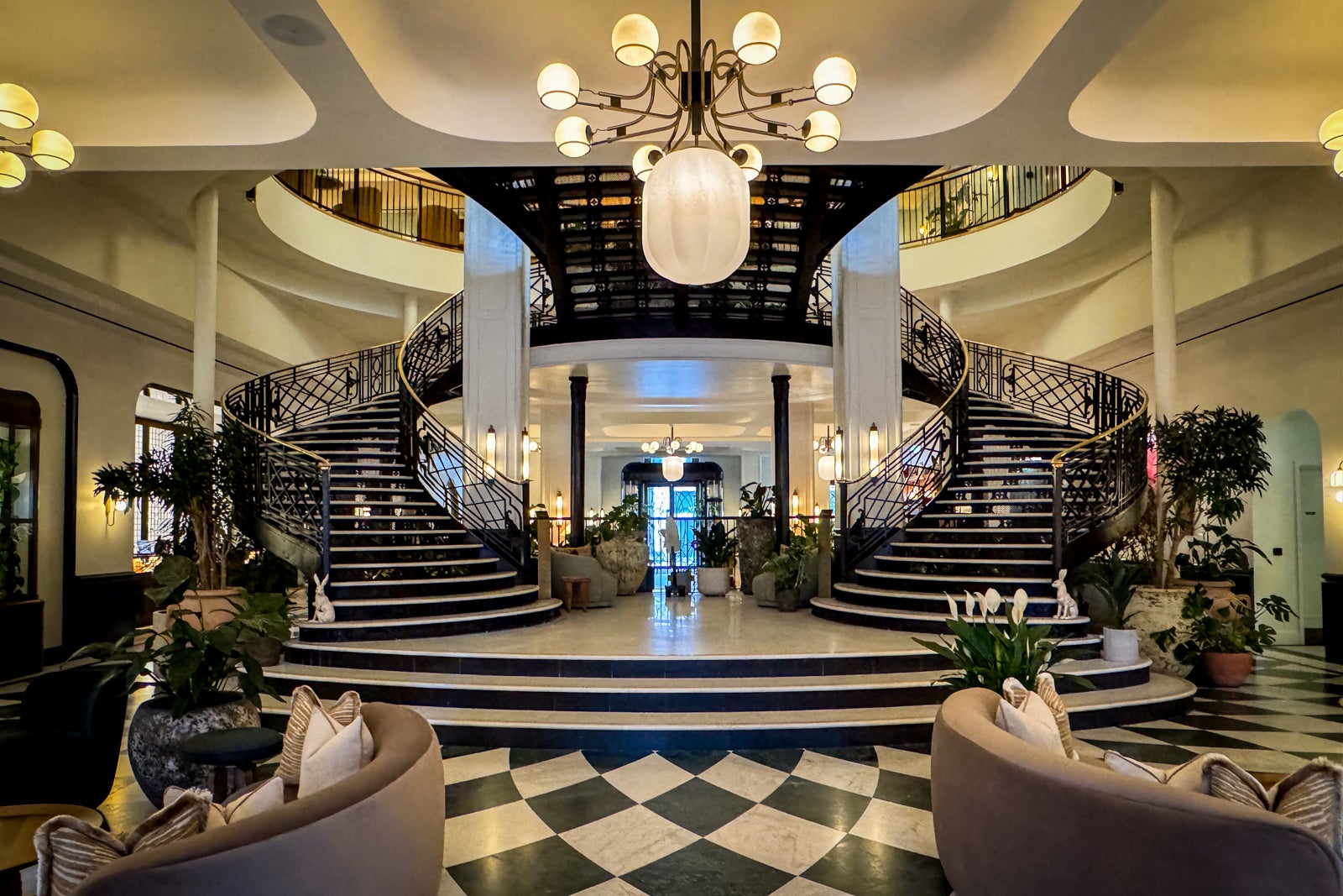 First look at the wellness-focused Six Senses London luxury hotel – The Points Guy