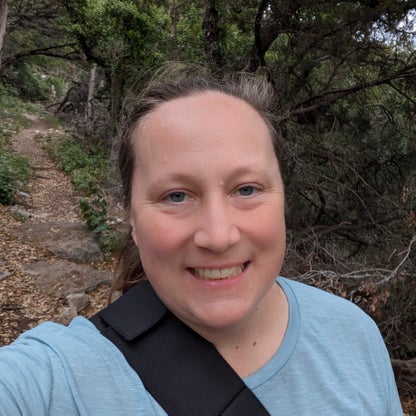 katie genter headshot