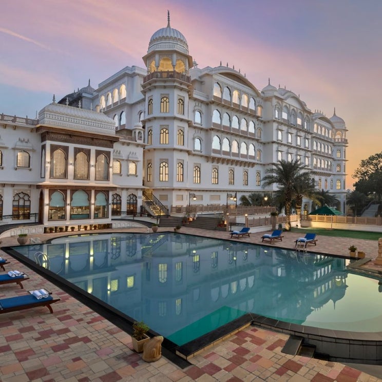 You can stay in a stunning palace in India using Marriott Bonvoy points