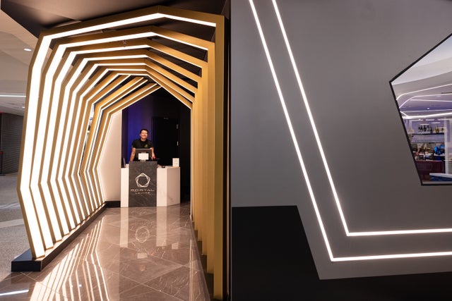New gaming-forward Portal Lounge opens, accepts Priority Pass - The ...