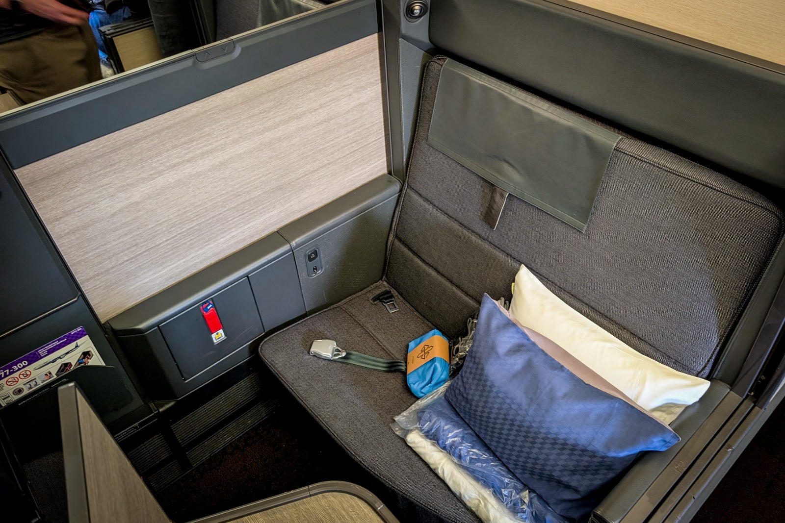 ANA The Room business class seat