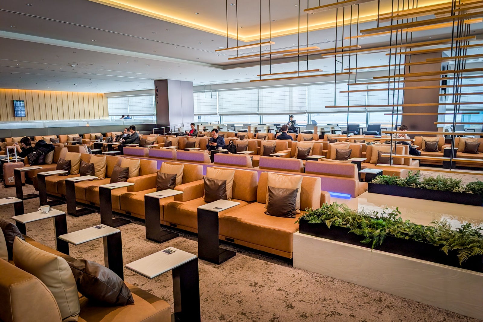 ANA business class lounge at Tokyo Haneda