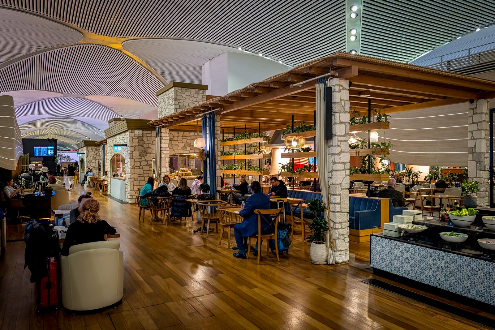 Turkish Airlines Miles&Smiles Lounge in Istanbul