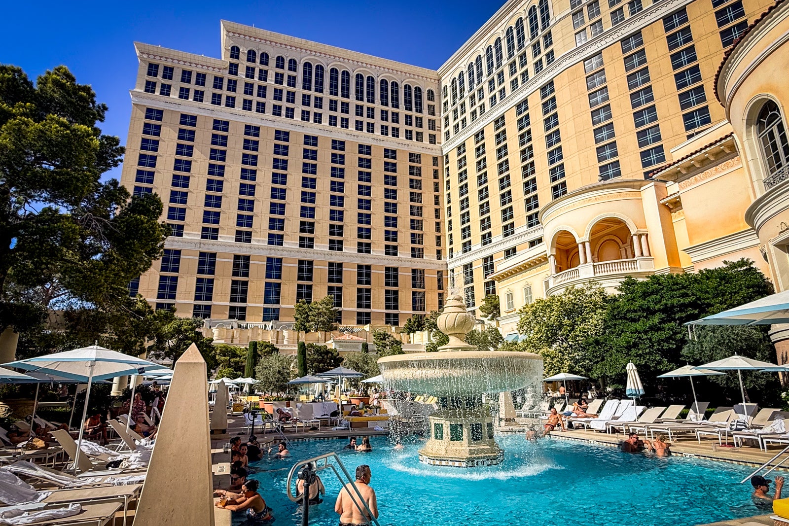 Luxury hotel, mediocre stay Luxury hotel, mediocre stay