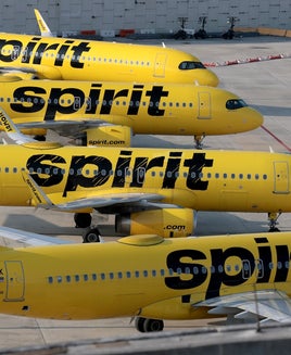 spirit planes parked at FLL