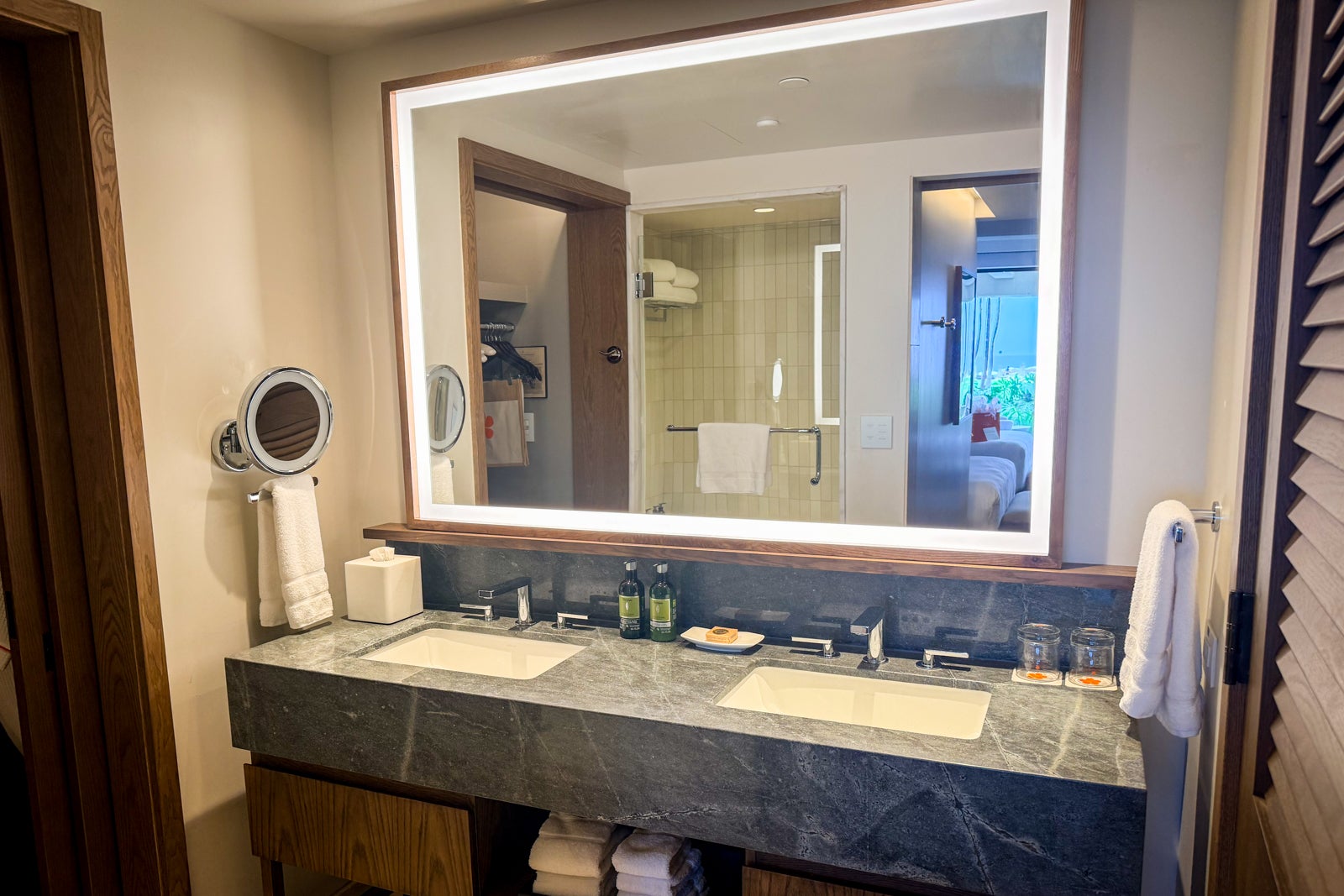 Mauna Kea Beach Hotel Indoors, Interior Design, Plate, Sink, Sink Faucet, Cup
