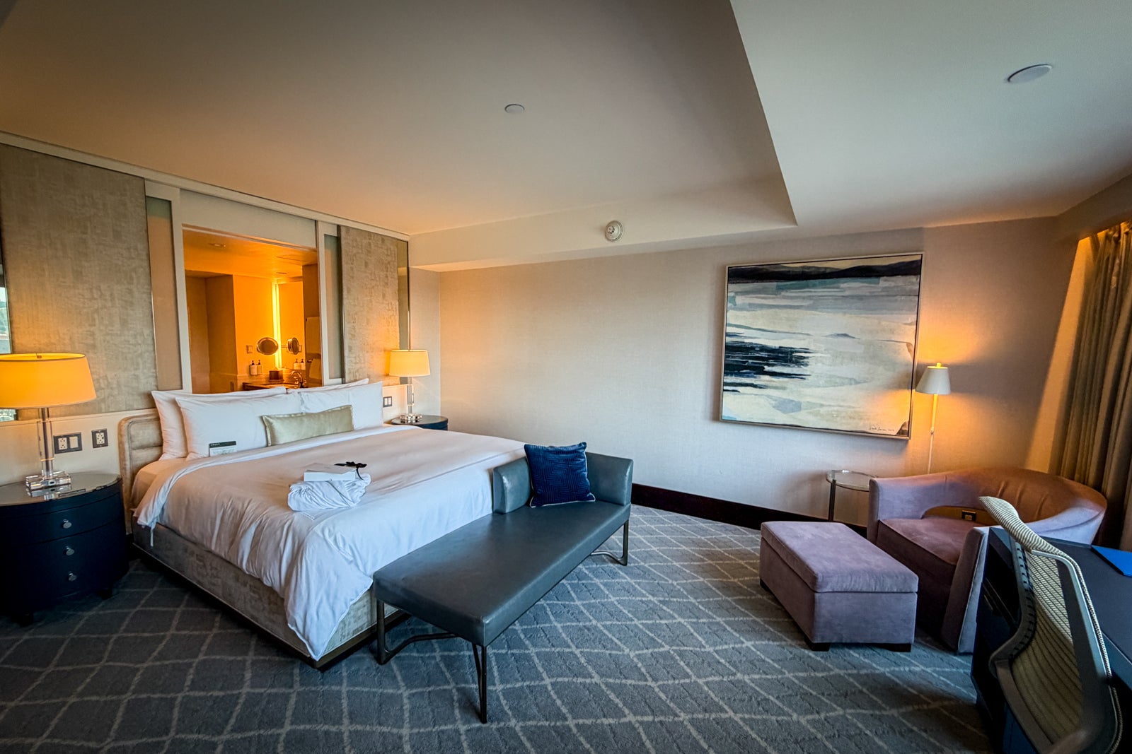 InterContinental Boston guest room.