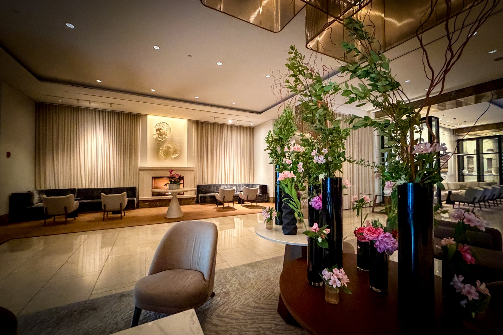 InterContinental Boston lobby.